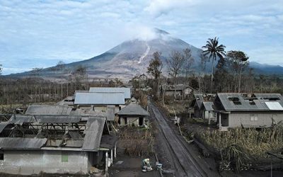 Erupsi Gunung Semeru, Ini yang Harus Dilakukan Agar Tetap Aman Saat Gunung Meletus